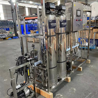 2TPH 3,0 kW-380-415 V 2xSS304 Tanks Brackwasser Umkehrosmosewasseranlage