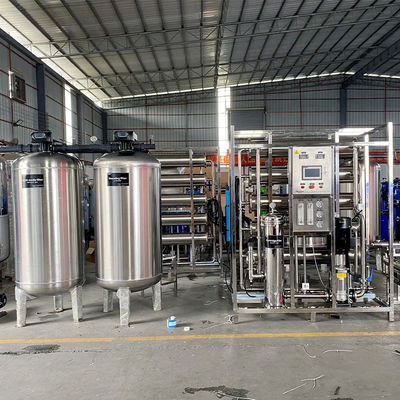 6TPH 7.9kW-380-415V 2xSS304 Tanks Brackwasser Umkehrosmosewasseranlage