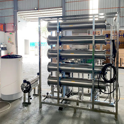 6TPH 7.9kW-380-415V 2xSS304 Tanks Brackwasser Umkehrosmosewasseranlage