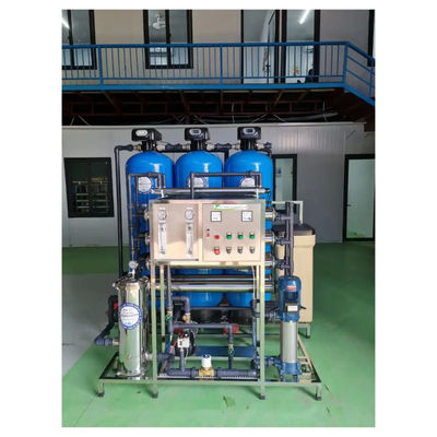 6TPH 7.9kW-380-415V 3xFRP Tanks Brackwasser Umkehrosmosewasseranlage