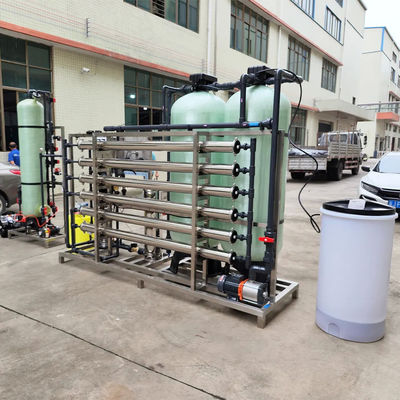 3TPH 5.5kW-380-415V FRP Tanks Brackwasser Umkehrosmose-Wasseranlage