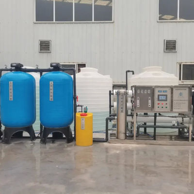 4TPH FRP Tanks Brackwasser Umkehrosmose-Wasseranlage für Bohrbrunnen