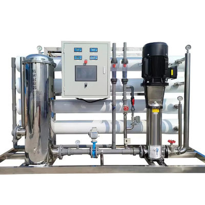 8TPH SS304 Behälter Industrielle Umkehrosmose Reinwassermaschine