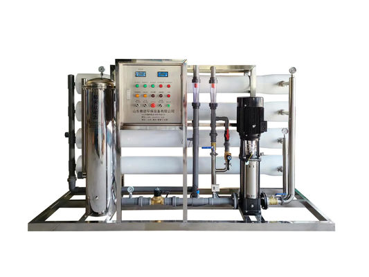 8TPH SS304 Behälter Industrielle Umkehrosmose Reinwassermaschine