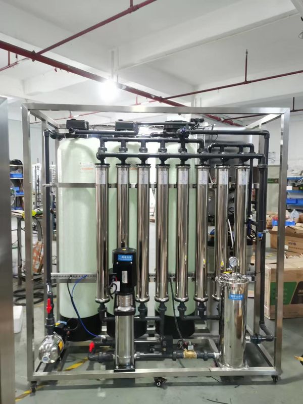 PRO-ST8080/15 1,5TPH Brackwasser-Umkehrosmoseanlage SS304 Skid 3,0kW Kurze Lieferzeit